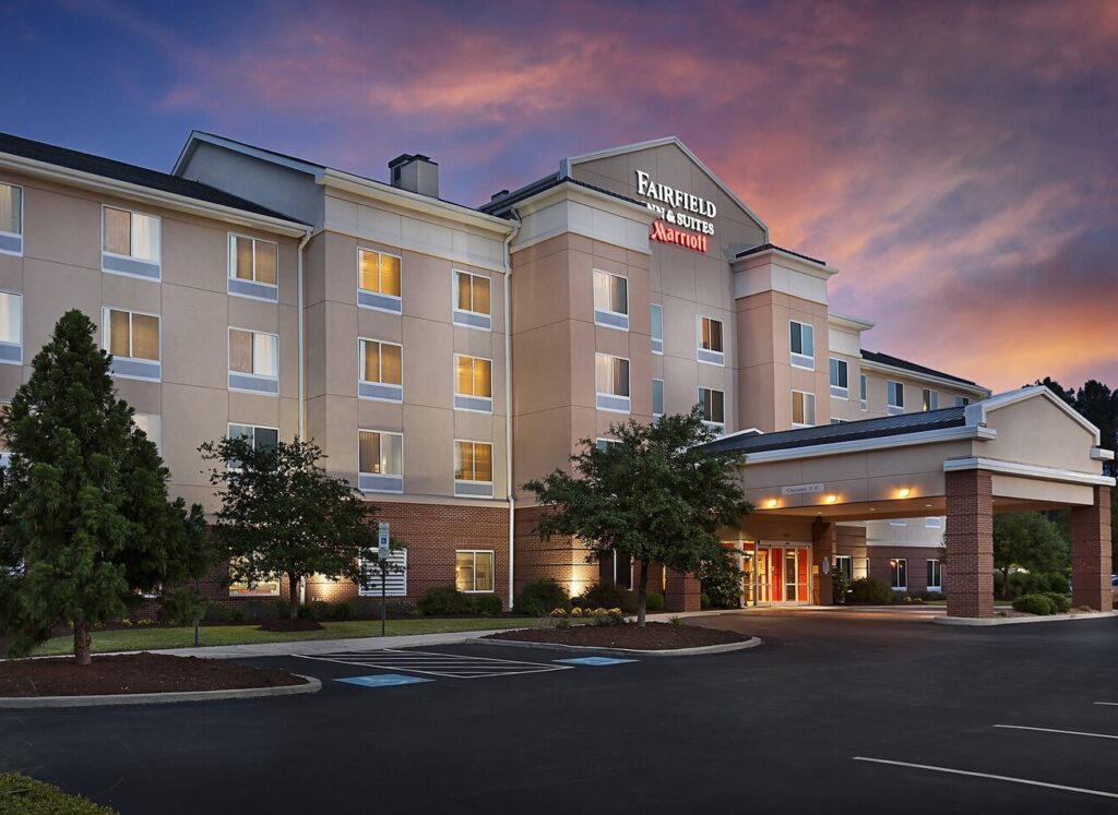 Fairfield Inn & Suites by Marriott